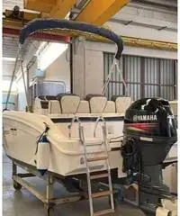 Barca 6 mt Yamaha 40/70 no patente