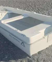 Barca da diporto m.3,70 + motore Mercury cv7