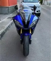 Yamaha YZF R6 - 2011