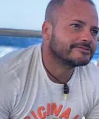Contratti Seri con Aziende Solide Contratti Seri con Aziende Solide