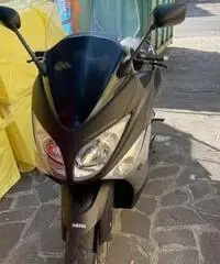 Yamaha T Max - 2011