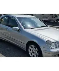 Mercedes C 220 2005 Mercedes C 220 2005