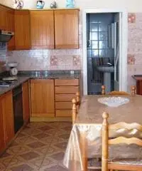 Somma Vesuviana: Semi indipendente arredata - Napoli