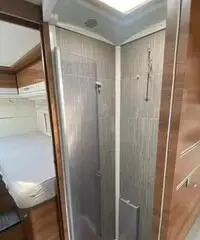 Camper 9000 xxl globe-trotter