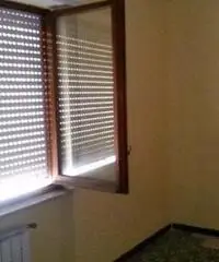 GIOIA TAURO - VIA ROMA - AFFITTASI APPARTAMENTO - Calabria