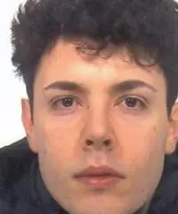 Cameriere di sala e barista alla sera Cameriere di sala e barista alla sera