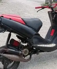 Aprilia sr