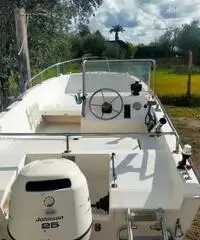Motore fuori bordo