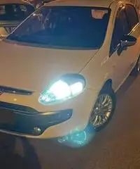 Fiat punto evo 1.4 8v 57kw/77cv benzina/gpl 2010 Fiat punto evo 1.4 8v 57kw/77cv benzina/gpl 2010